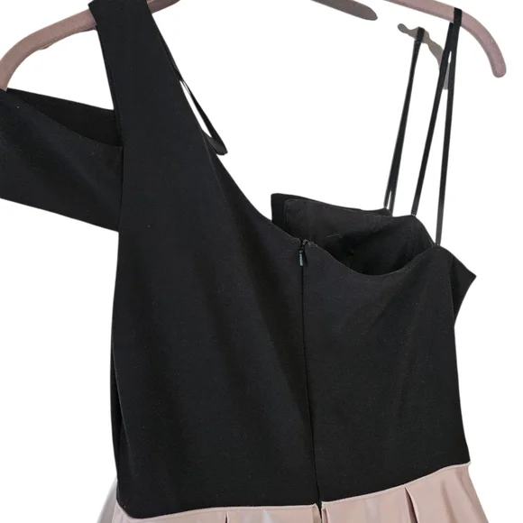 Betsy & Adam One-Shoulder Satin Ballgown Black/Champagne Size 8 $259 - Picture 6 of 8